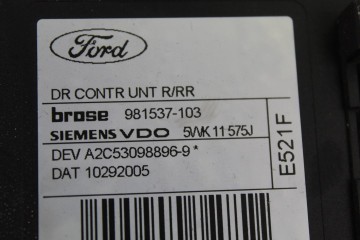 Elevalunas trasero derecho, Ford Focus Berlina (Cap) Trend 2005