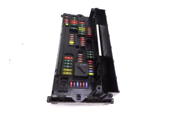 Caja reles / fusibles, Bmw Serie 7 (F01/F02) 740d xDrive 2011, 9234421