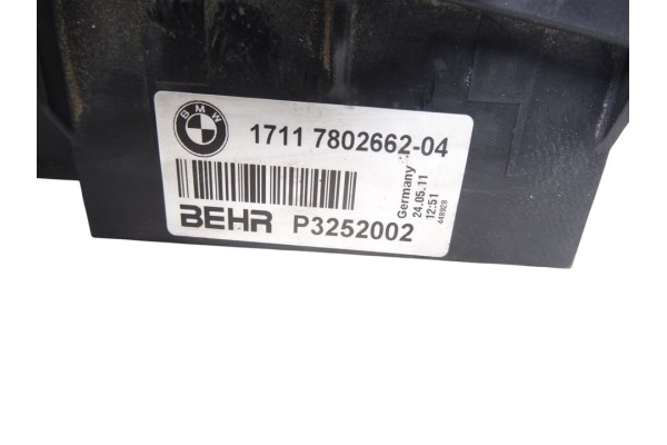 Calandra delantera de radiador, Bmw Serie 7 (F01/F02) 740d xDrive 2011, 7802662