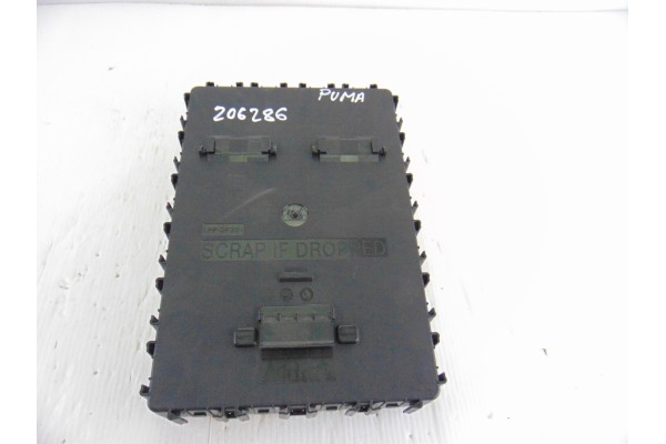 Caja reles / fusibles, Ford Puma Hybrid ST-Line 2021, LU5T15604BJAD