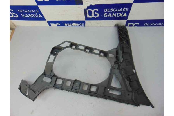 Molduras traseras, Volkswagen Passat Cc (357) Básico 2010, 3C8807393B