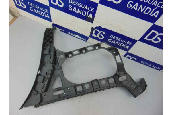 Molduras traseras, Volkswagen Passat Cc (357) Básico 2010, 3C8807394B