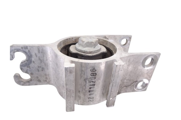 Brazo suspension inferior delantero derecho, Mercedes-benz Clase a (Bm 176) A 180 CDI BlueEfficiency (176.012) 2015