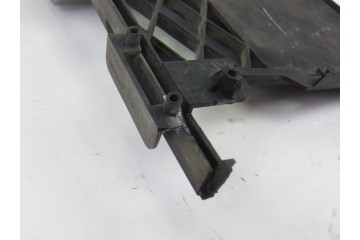 Molduras traseras, Toyota Mr 2 Roadster (W30) 1.8 SMT Hardtop 2004, 52153-17040