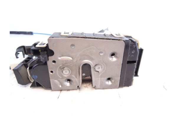 Cerradura puerta trasera izquierda, Mercedes-benz Clase Glk (Bm 204) GLK 350 CDI 4-Matic (204.983) 2010, A2047301335