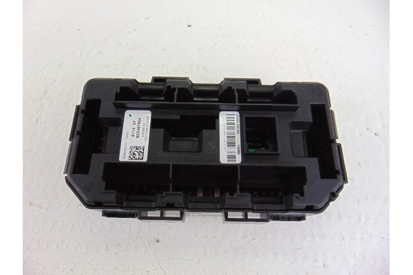 Caja reles / fusibles, Bmw Serie 3 Berlina (F30) 328i 2012, 922487904