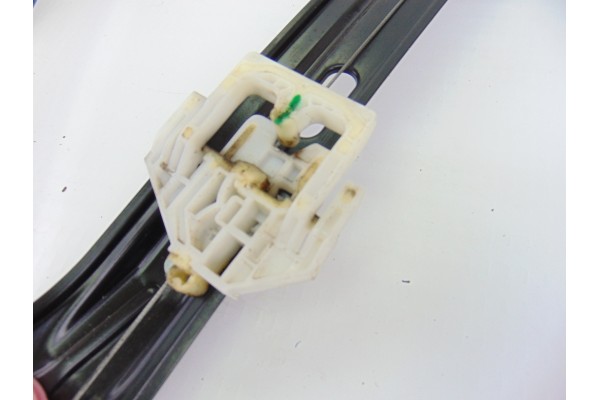 Elevalunas delantero izquierdo, Bmw Serie 3 Berlina (F30) 328i 2012