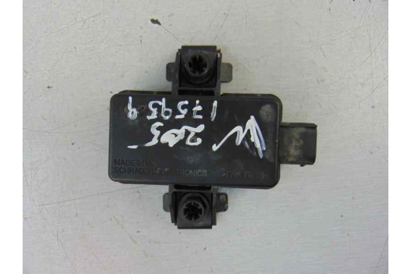 Sensor, Mercedes-benz Clase C (Bm 205) Berlina C 300 CDI BlueTEC Hybrid (205.012) 2014, A0009001105