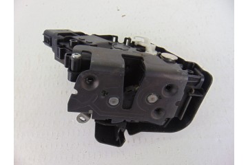 Cerradura puerta delantera derecha, Volvo V50 Familiar D4 Kinetic 2011, 30799302