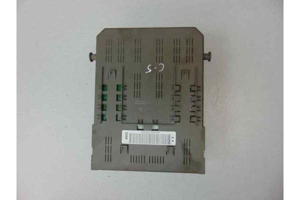 Caja reles / fusibles, Citroen C5 Berlina 2.0 HDi SX 2002, 9648235680