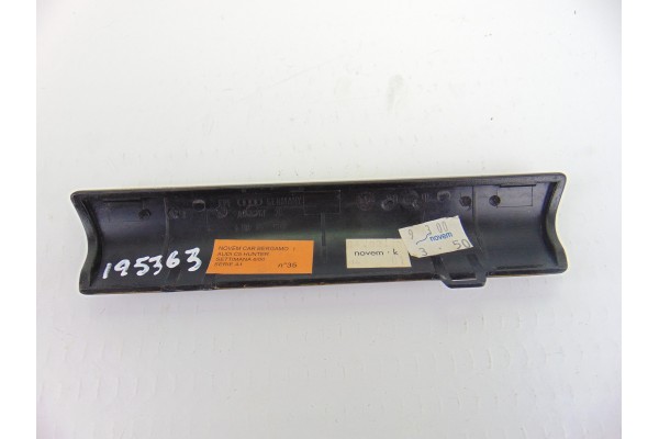Molduras delanteras, Audi A6 Avant (4B5) 3.0 2002, 4B0857967