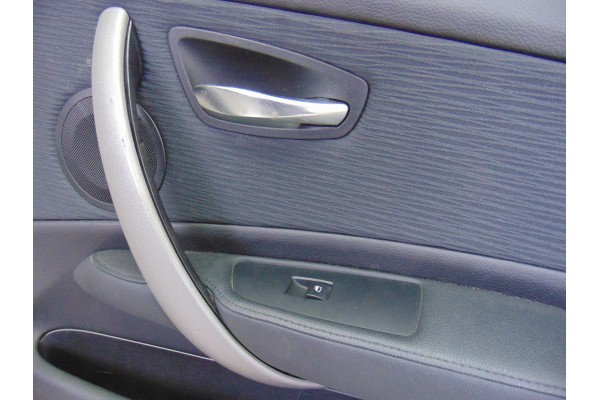 Guarnecido puerta delantera derecha, Bmw Serie 1 Berlina (E81/E87) 118d 2010