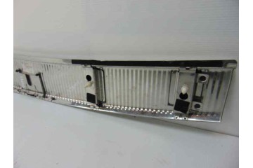 Molduras traseras, Volkswagen Touareg (7LA) Tdi V6 2004, 7L6863459B