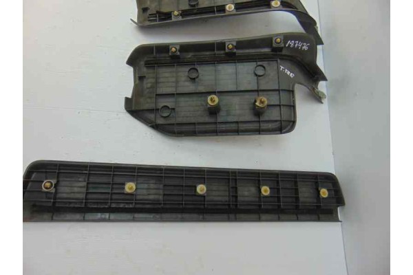 Moldura, Mitsubishi Montero (V60/V70) 3.2 DI-D Avance (5-ptas.) 2000