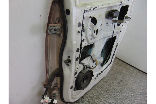 Puerta delantera derecha, Nissan NV200 /Evalia (M20/M) Kombi Comfort 2010