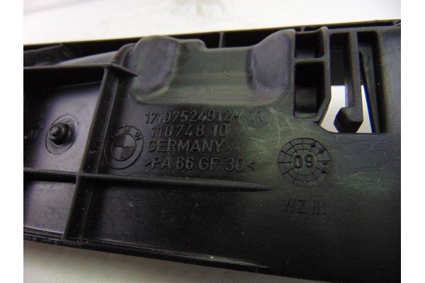 Calandra delantera de radiador, Bmw Serie 1 Berlina (E81/E87) 118d 2007, 7524912