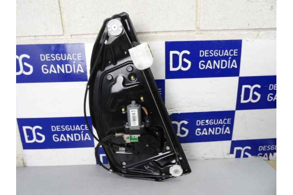 Elevalunas trasero izquierdo, Land Rover Freelander (LR2) TD4 Se 2007, 6H5227001AE