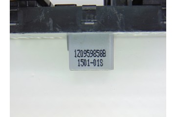 Mando elevalunas delantero izquierdo, Skoda Superb Combi (3T5) Elegance 2011, 1Z0959858B