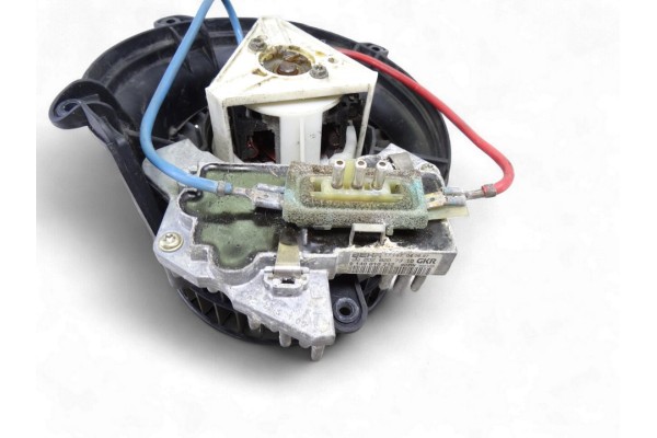 Motor calefaccion, Mercedes-benz Clk (Bm 208) Coupe 230 Compressor (208.347) 1999, 2028207310