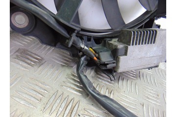 4B0121205C  ELECTROVENTILADOR AUDI A6 AVANT (4B5) 3.0 2002 4B0121205C 195403 AUDI - 4