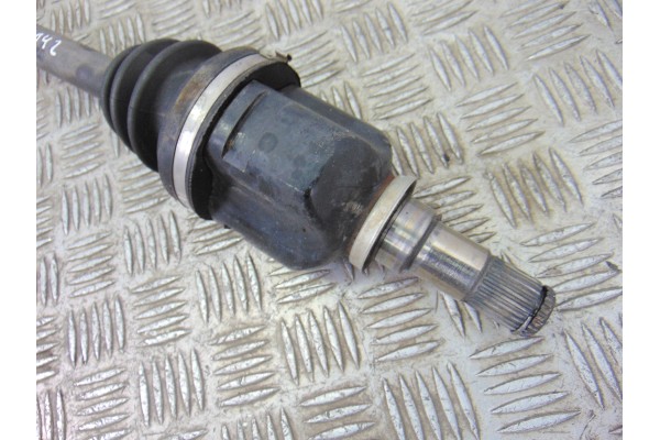 Transmision delantera izquierda, Toyota Auris (E15) Luna 2008