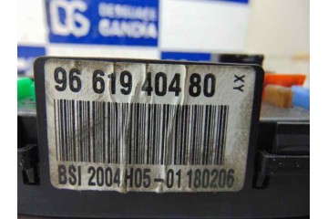 Caja reles / fusibles, Citroen C4 Berlina Collection 2006, 9661940480