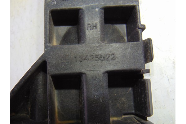 Molduras traseras, Opel Astra K Berlina 5P Dynamic Start/Stop 2015, 13425522