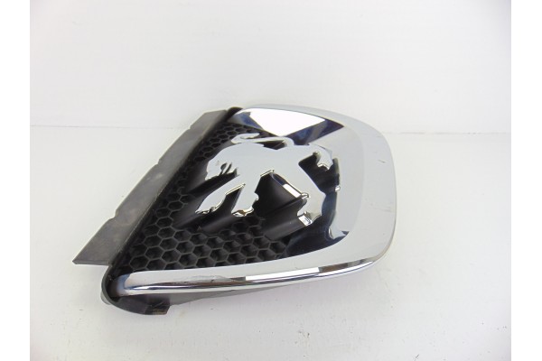 Rejilla delantera, Peugeot 308 Premium 2009, 9680505177