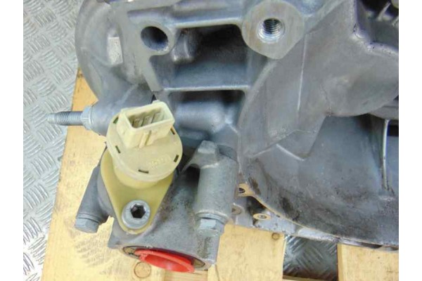 Caja cambios, Citroen Xsara Picasso 2.0 HDi 2002, 20DL64