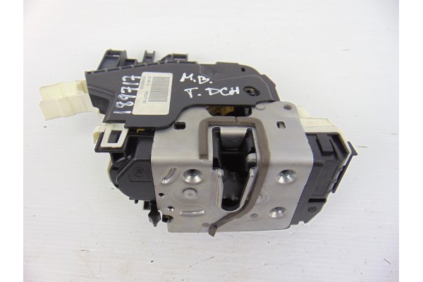 Cerradura puerta trasera derecha, Mercedes-benz Clase a (Bm 176) A 180 CDI BlueEfficiency (176.012) 2014, A2047302835