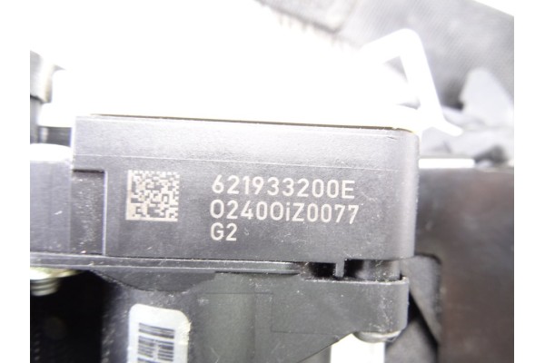 Cinturon seguridad delantero derecho, 621933200E