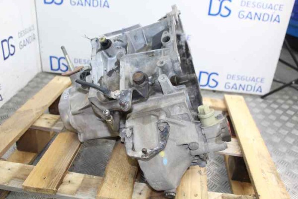 Caja cambios, Citroen Berlingo 1.9 D SX Familiar 1996, 20CH47