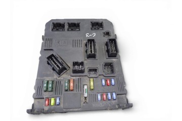 Caja reles / fusibles, Citroen C3 1.4 HDi Premier 2004, 9652474380