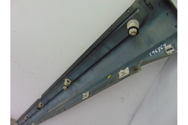 A1696101908 FALDON LATERAL MERCEDES-BENZ CLASE A (BM 169)