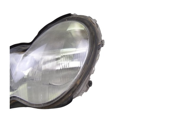 Faro izquierdo, Mercedes-benz Clase C (Bm 203) Berlina 220 Cdi (203.006) 2002, A2038200161