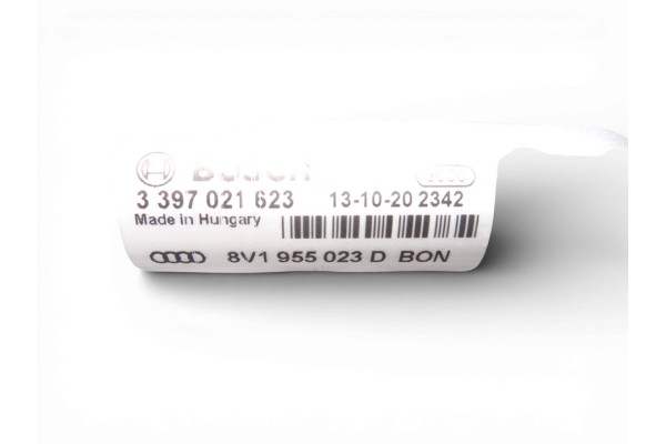 Motor limpia delantero, Audi A3 Sportback (8VA) Ambiente 2013, 8V1955119A