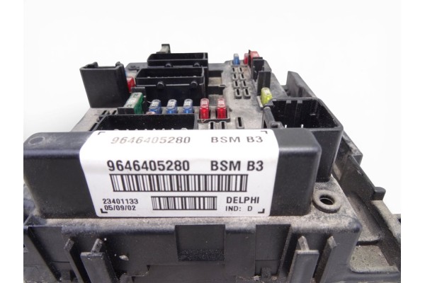 Caja reles / fusibles, Citroen Xsara Berlina 2.0 HDi Exclusive (80kW) 2002, 9646405280