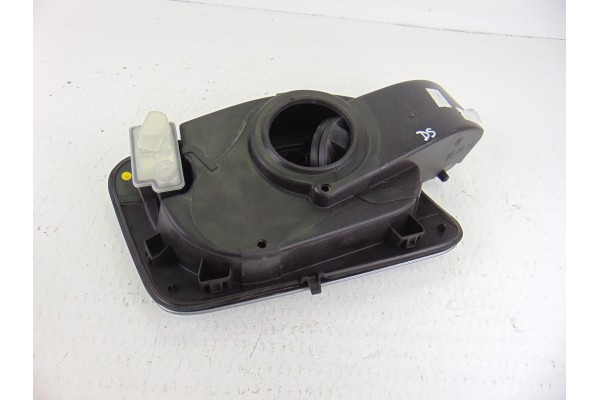 9821098080 TAPA EXTERIOR COMBUSTIBLE DS 3 CROSSBACK