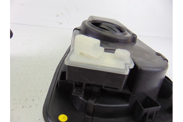9821098080 TAPA EXTERIOR COMBUSTIBLE DS 3 CROSSBACK