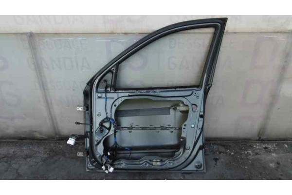Puerta delantera derecha, Hyundai Santa Fe (Cm) 2.2 CRDi Comfort 4X4 2006