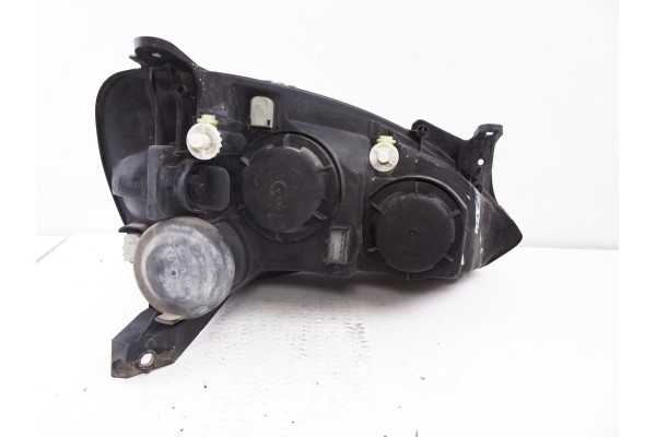 Faro izquierdo, Opel Corsa C Club 2001