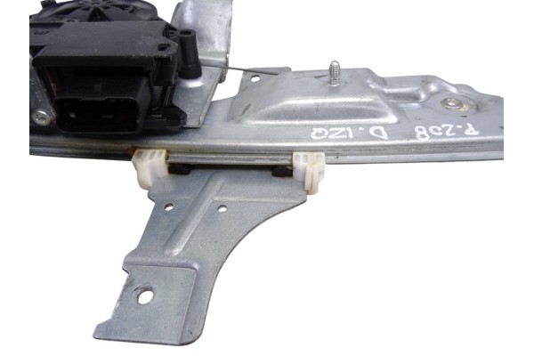 Elevalunas delantero izquierdo, Peugeot 208 Style 2016, 9816401780