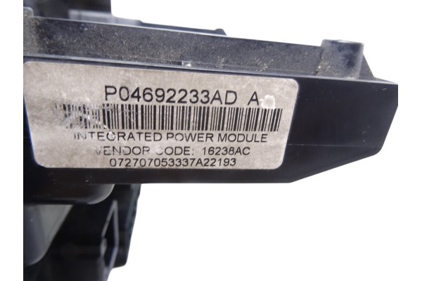Caja reles / fusibles, Chrysler 300C (Le/lx) 3.0 Crd 2009, P04692233AD