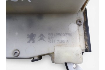 Cerradura puerta delantera derecha, Peugeot 208 Style 2016, 9812500780