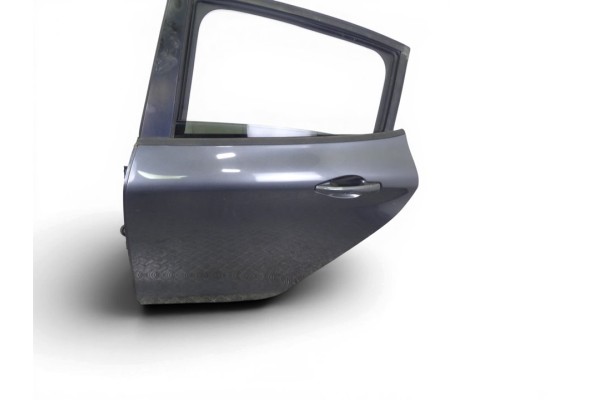 Puerta trasera izquierda, Peugeot 208 Style 2016