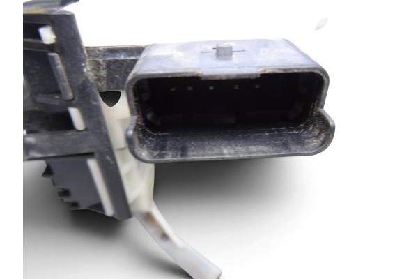 Cerradura puerta trasera izquierda, Peugeot 208 Style 2016, 9812501280