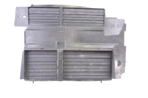 Calandra delantera de radiador, Ford Focus Sportbreak (Cew) Trend 2021, BM518475CG