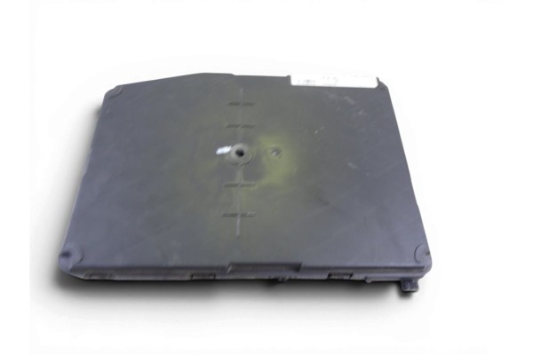Caja reles / fusibles, Renault Scenic Ii (Jm) Authentique 2006, 8200412548