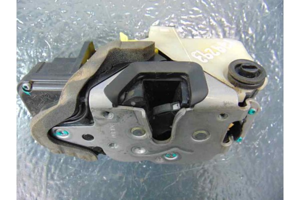 Cerradura puerta trasera izquierda, Opel Insignia Sports Tourer Sport 2009, 13503787