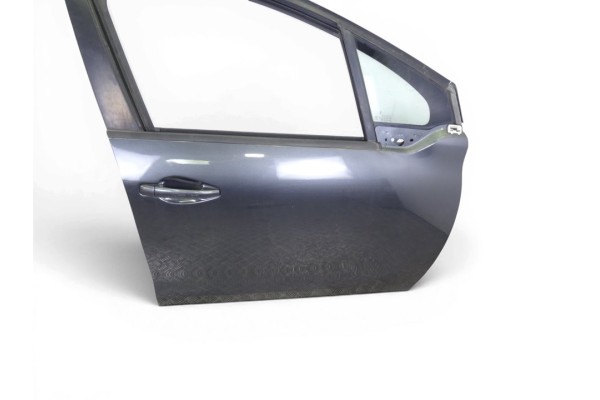 Puerta delantera derecha, Peugeot 208 Style 2016